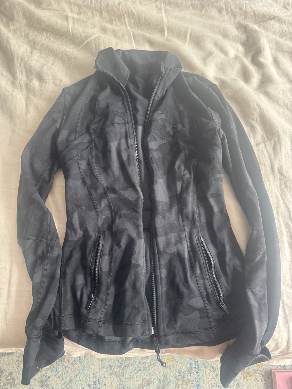 Lululemon Camo Define Zip-up jacket - Picture 3 of 3